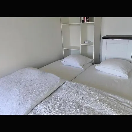 Seagulls Apartment *